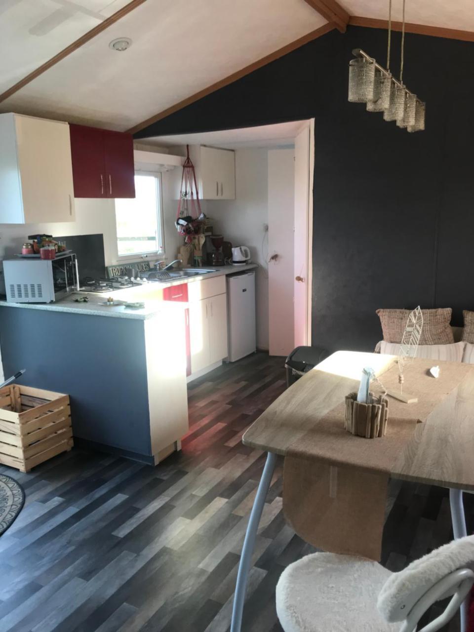Coachella Guest House Lanouaille ภายนอก รูปภาพ