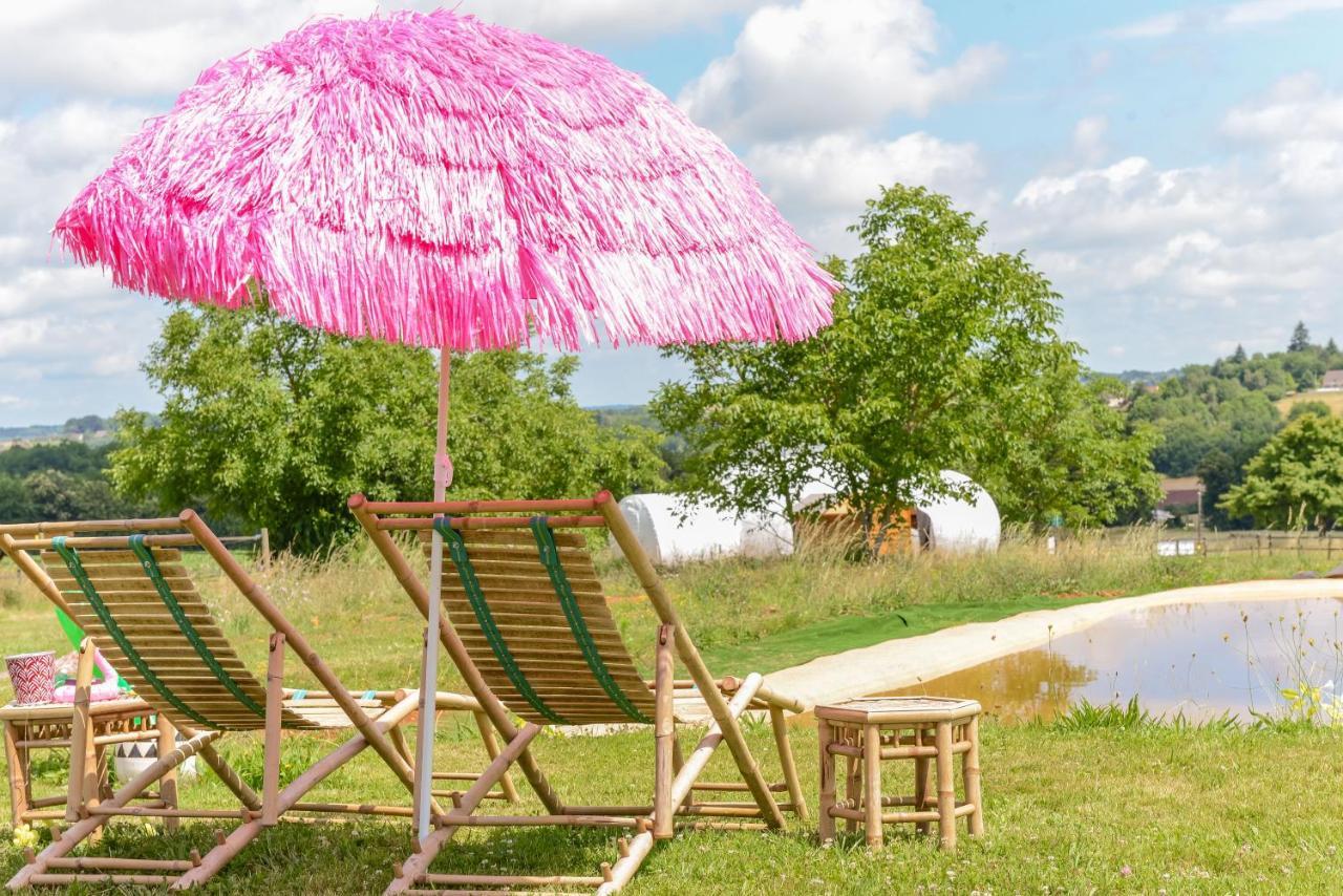 Coachella Guest House Lanouaille ภายนอก รูปภาพ